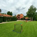Apartment Na Lednicke Hlohovec