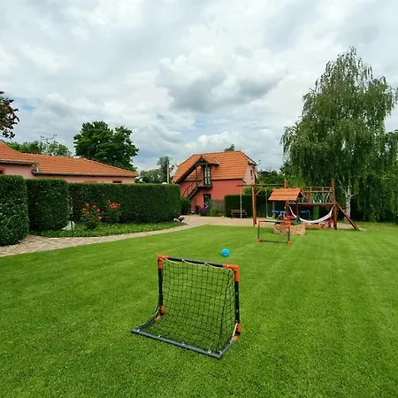 Appartement Na Lednicke Hlohovec