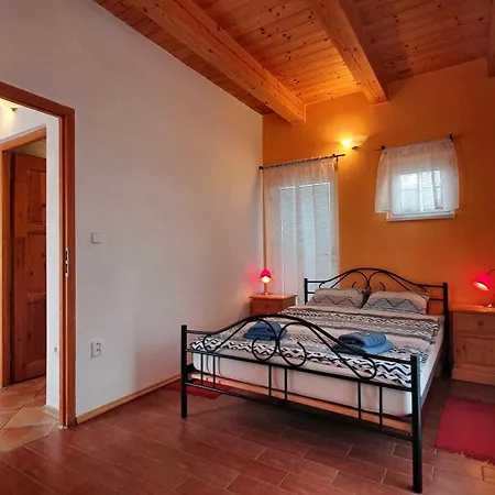 Apartment Na Lednicke *