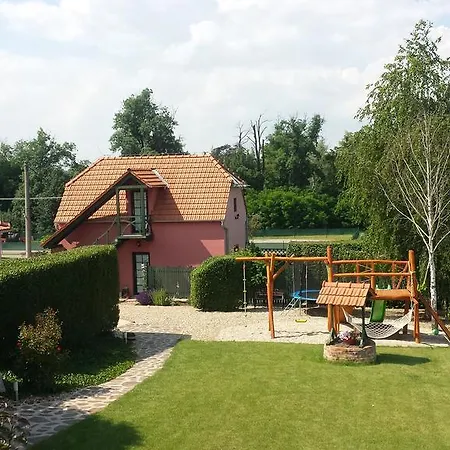 Na Lednicke Hlohovec