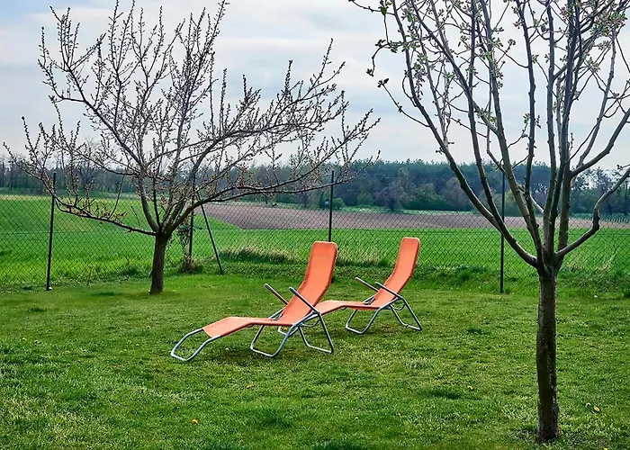 Na Lednické Hlohovec